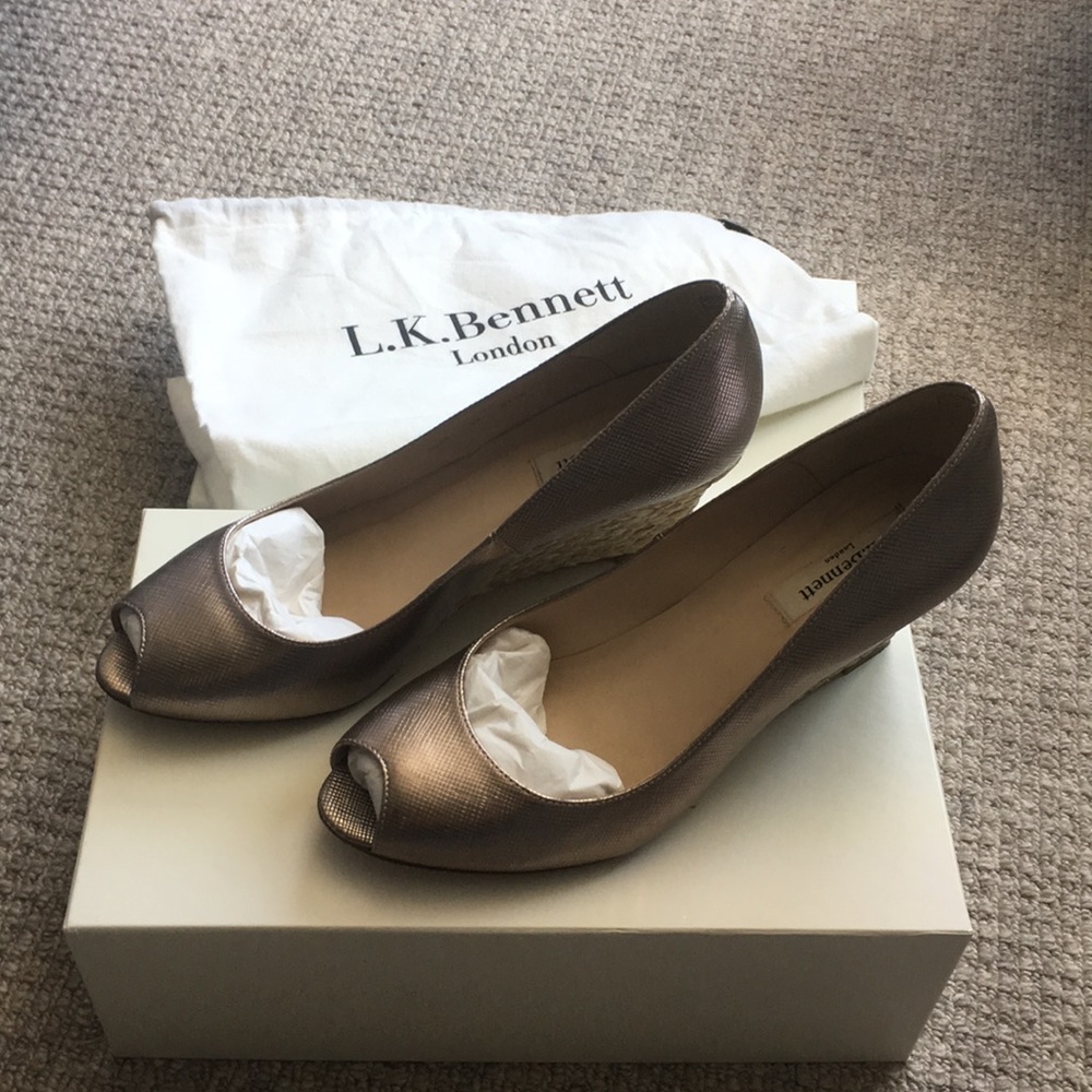 LK Bennett Dusty Gold Zelita Wedges